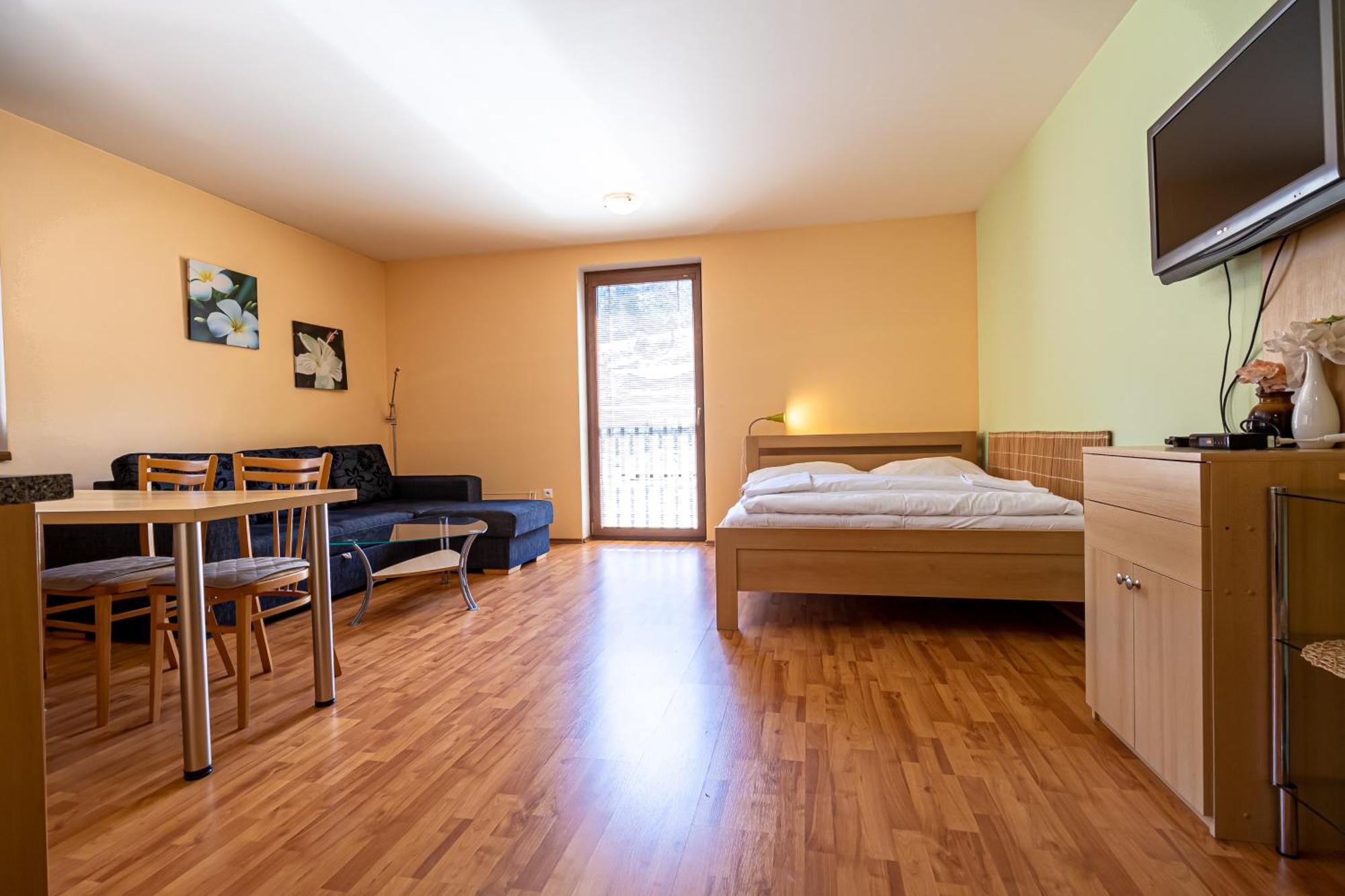 Fatrapark 2 Apartments Hrabovo - Hlavna Recepcia Ruzomberok Zimmer foto