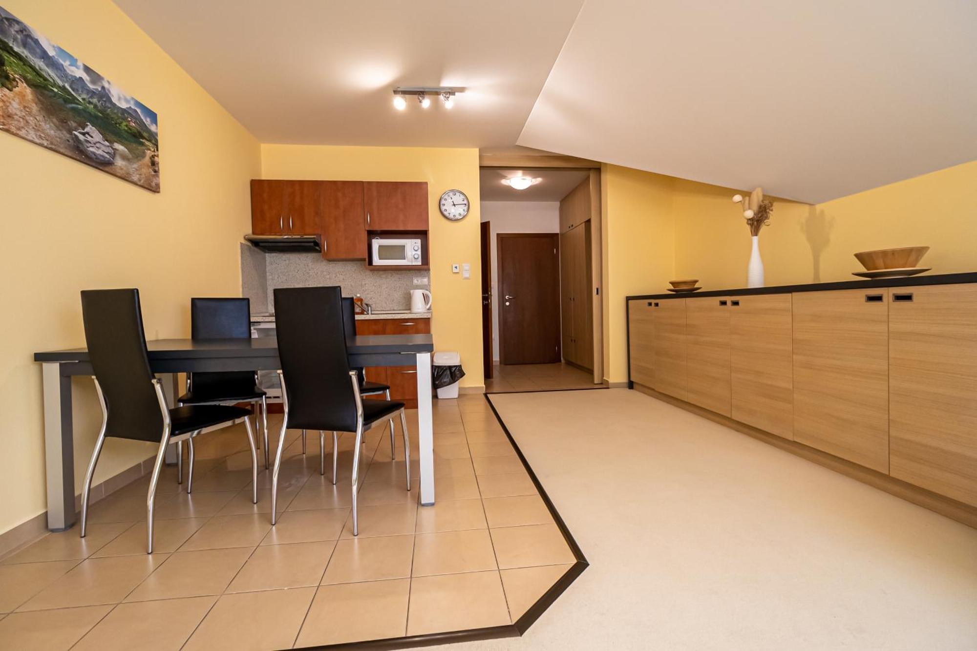 Fatrapark 2 Apartments Hrabovo - Hlavna Recepcia Ruzomberok Zimmer foto